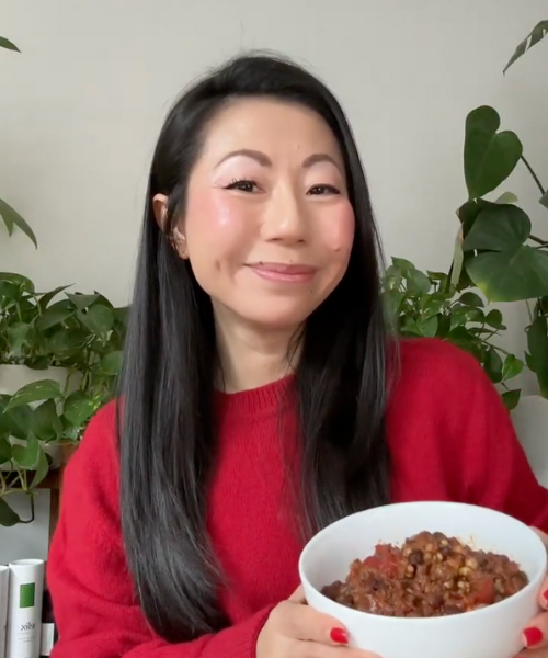 Recipe: TCM Inspired Cortisol-Calming, Hormone-Balancing Bean & Beef Chili for PMS Support